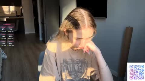 Kate online show from April 17, 2:53 pm