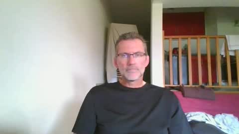 Snapshot of seb846894 chatting on May 5, 5:21 pm seb846894 online show from May 5, 5:21 pm