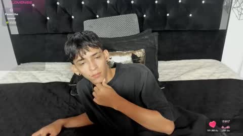 Snapshot of sebas_cat chatting on February 9, 3:10 am Sebastian Alvarez online show from February 9, 3:10 am