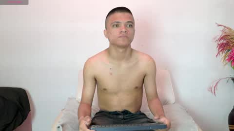 ely online show from April 7, 3:07 am