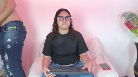 ely online show from May 3, 3:01 am