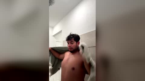 sebasbilbao7 online show from April 10, 4:06 am