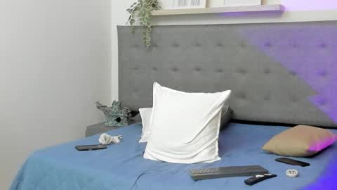 Snapshot of sebastamayo_ chatting on February 12, 6:08 am SEBAS online show from February 12, 6:08 am