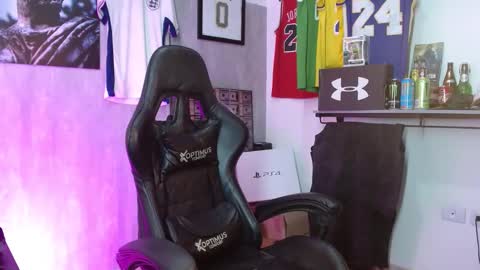 Snapshot of sebastiano_97 chatting on December 18, 4:29 am Sebastiano online show from December 18, 4:29 am