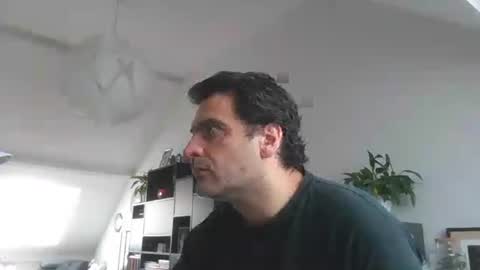 Snapshot of sebix9206 chatting on April 4, 12:57 pm sebix9206 online show from April 4, 12:57 pm