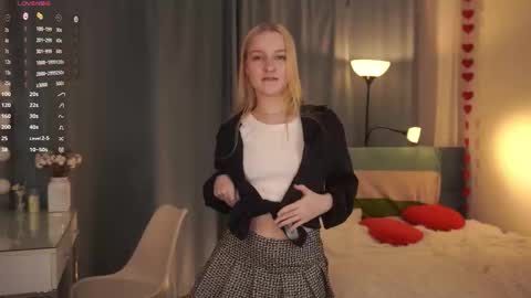 Snapshot of sebrinarainha chatting on October 10, 7:13 pm Rina online show from October 10, 7:13 pm