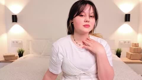 Snapshot of sebrinavisage chatting on March 26, 5:46 am sebrinavisage online show from March 26, 5:46 am