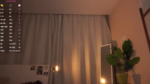 Brenda online show from November 9, 4:38 pm