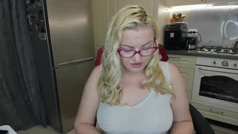 Ame online show from April 18, 5:17 pm