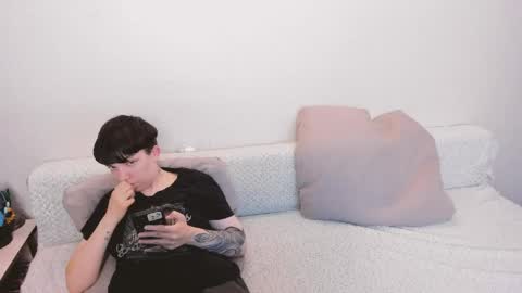 Amanda and  pair in a real life we love each other but can play with you online show from June 6, 5:28 pm