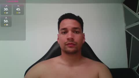 Snapshot of secretboy5000 chatting on December 18, 2:49 pm Jex online show from December 18, 2:49 pm