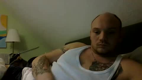 Snapshot of secretcplg chatting on January 6, 9:54 pm Simon online show from January 6, 9:54 pm