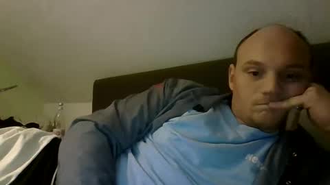 Snapshot of secretcplg chatting on January 20, 5:59 pm Simon online show from January 20, 5:59 pm