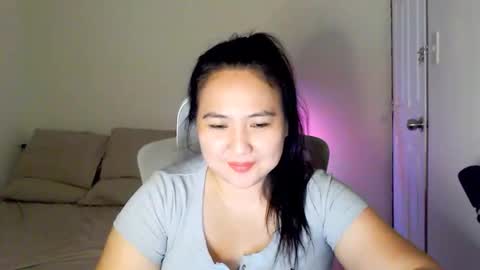 Snapshot of secretlover010101 chatting on March 28, 6:57 am MILAN online show from March 28, 6:57 am