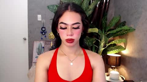 Snapshot of sectivedivadoll69x chatting on December 9, 10:22 am xam online show from December 9, 10:22 am