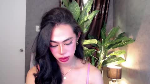 Snapshot of sectivedivadoll69x chatting on December 10, 7:05 am xam online show from December 10, 7:05 am