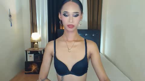 ashly online show from June 2, 10:23 pm