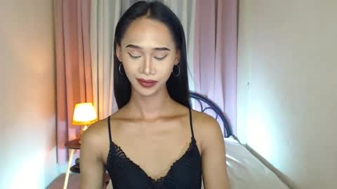 ashly online show from June 25, 2:00 am