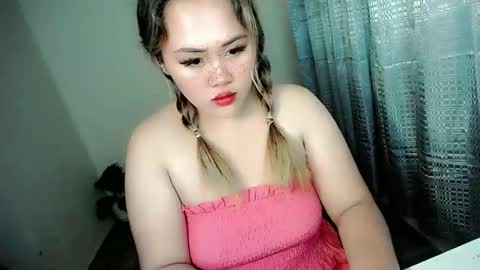 Snapshot of seductive_elvz chatting on October 2, 3:19 pm seductive_elvz online show from October 2, 3:19 pm