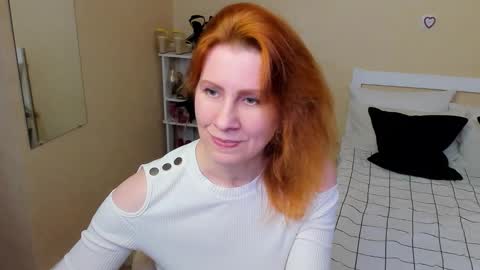 seductive_foxy_ online show from September 27, 8:25 pm