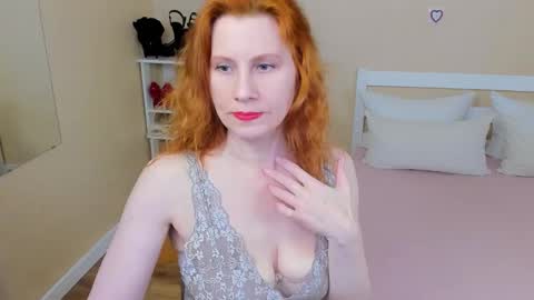 seductive_foxy_ online show from March 11, 7:36 am