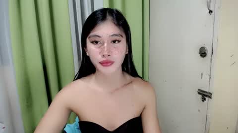 Snapshot of seductive_monicaxxx chatting on June 29, 2:07 am NIK online show from June 29, 2:07 am