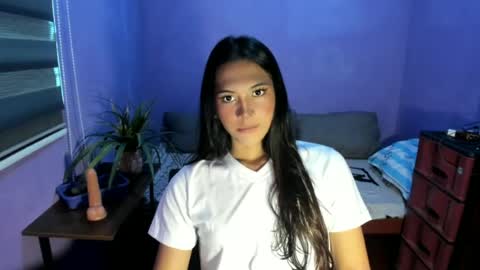 seductive_petiteasian69 online show from June 14, 12:30 am