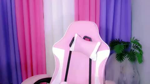 Snapshot of seductive_ryle chatting on November 30, 11:14 am seductive_ryle online show from November 30, 11:14 am