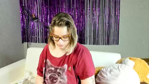 seductive_she_wolf online show from February 27, 7:55 am