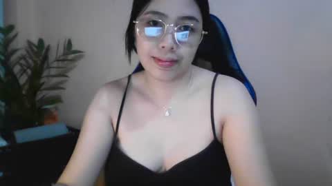 Snapshot of seductivesoullalara chatting on June 23, 9:51 am Lalara online show from June 23, 9:51 am