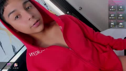 seductivo online show from April 8, 6:46 am