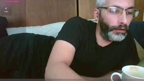 Snapshot of seewolf1000 chatting on December 22, 10:28 am seewolf1000 online show from December 22, 10:28 am