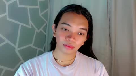 Selena online show from April 4, 11:08 am