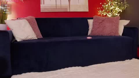 Selena Allure online show from March 6, 7:05 am