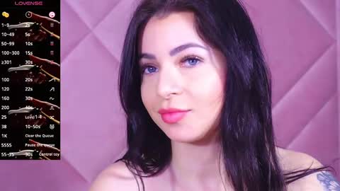 Snapshot of selenabell_ chatting on February 20, 11:43 pm SelenaBell online show from February 20, 11:43 pm