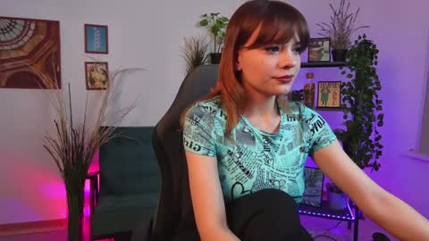 Selena ntmy online show from February 1, 5:47 pm