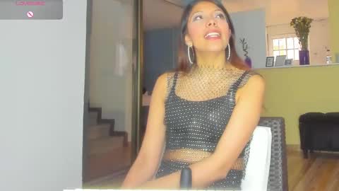 Snapshot of selenakyle92_ chatting on February 18, 6:58 pm Selena online show from February 18, 6:58 pm