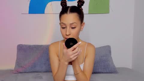 Selena online show from January 23, 8:15 am