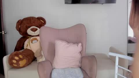 Snapshot of selene_king22 chatting on April 22, 2:18 pm Alejandra online show from April 22, 2:18 pm