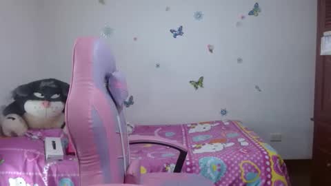 selene_mixx online show from May 26, 9:11 pm