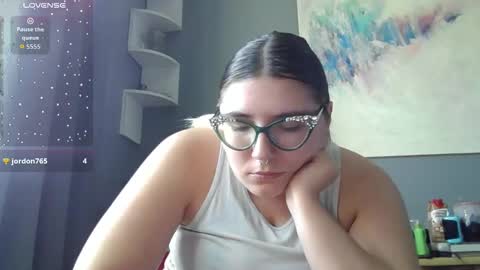 Selene online show from October 17, 5:59 pm