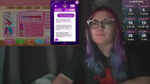 Snapshot of selenebaby chatting on December 23, 12:30 am Selene online show from December 23, 12:30 am