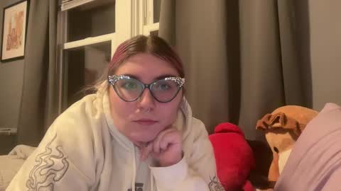 Snapshot of selenebaby chatting on February 10, 10:30 am Selene online show from February 10, 10:30 am