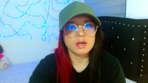 Snapshot of seleneg chatting on April 11, 2:27 am Selene G online show from April 11, 2:27 am