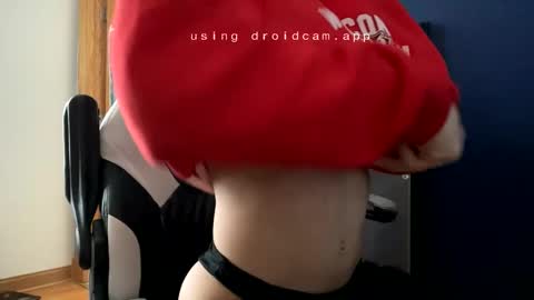 Snapshot of selfmadesissy chatting on February 12, 8:48 pm slefmadesissy online show from February 12, 8:48 pm