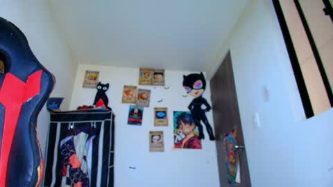 Snapshot of selina_kyl3 chatting on May 1, 9:41 pm Selinna Kyle online show from May 1, 9:41 pm