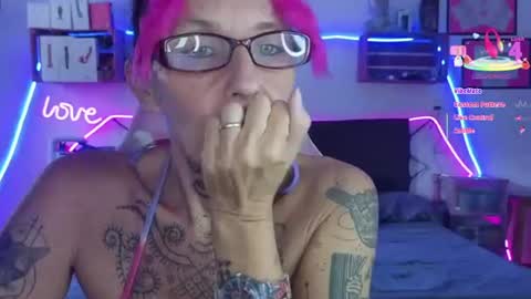 Snapshot of selvaggia_del_caribe chatting on July 4, 4:57 pm Selvaggia Del Caribe online show from July 4, 4:57 pm