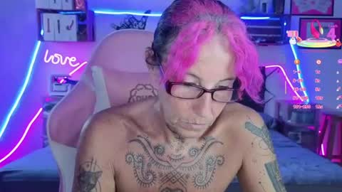 Snapshot of selvaggia_del_caribe chatting on August 3, 3:49 pm Selvaggia Del Caribe online show from August 3, 3:49 pm