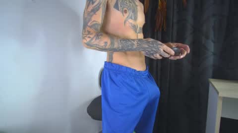 sem_alas online show from April 10, 12:27 am