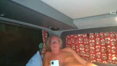 Snapshot of seniorfuntime1556 chatting on November 25, 10:21 pm Summiteer online show from November 25, 10:21 pm